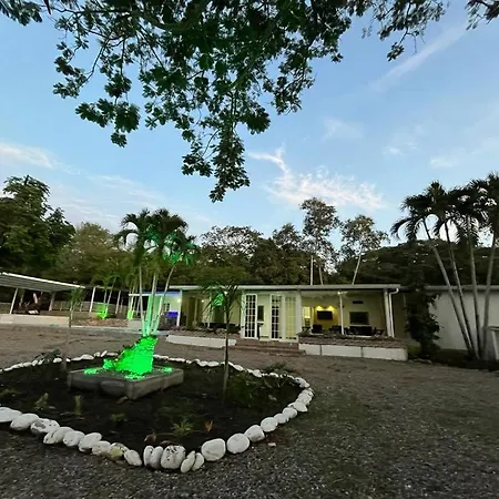 Finca Nirvana. Agua de Dios Exterior photo